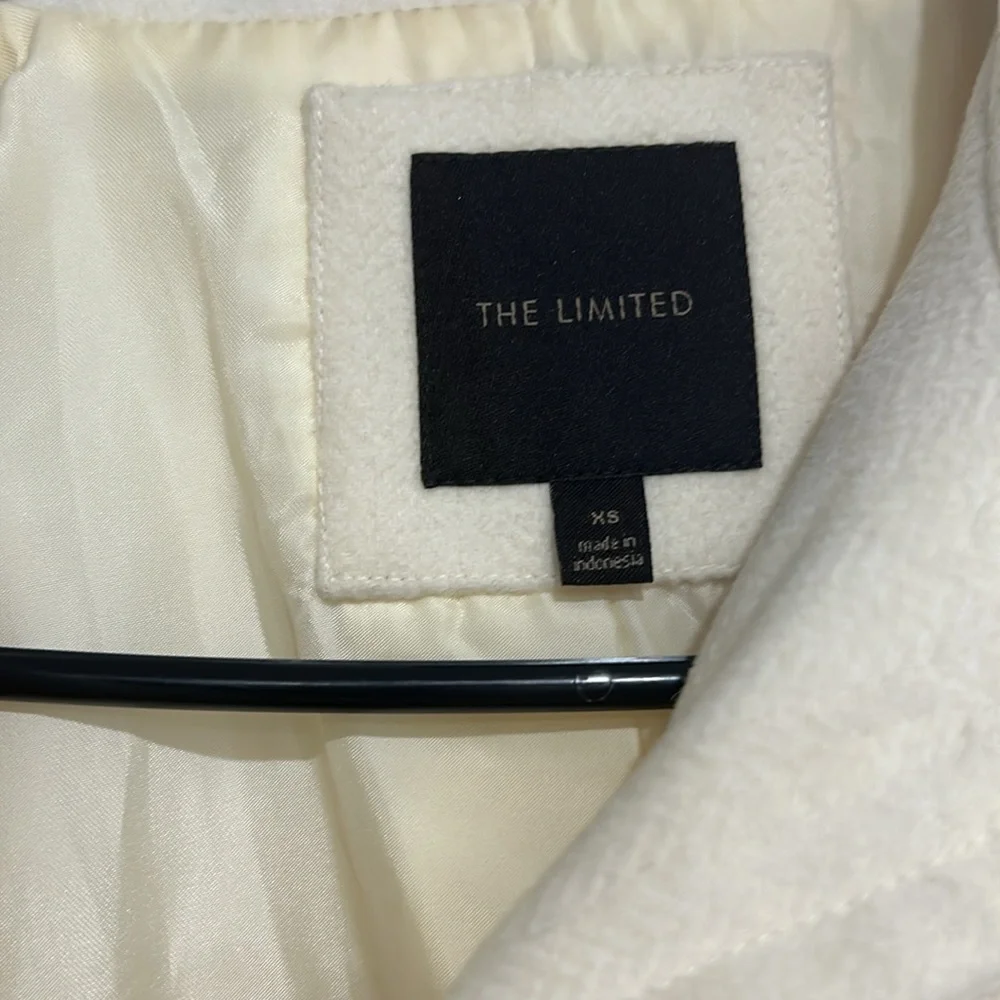 Coat - Picture 2 of 2